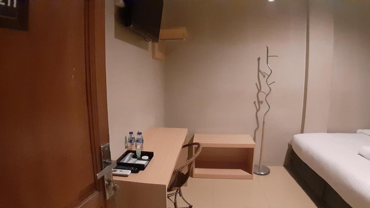 New Gentala Hotel Medan Kültér fotó