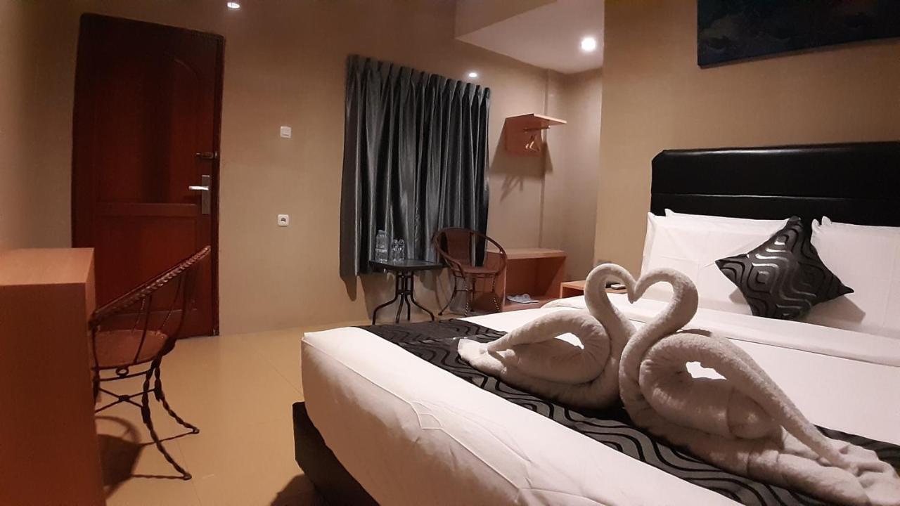 New Gentala Hotel Medan Kültér fotó